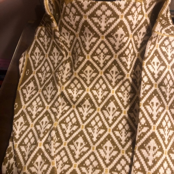 RARE Figgjo Pure 100% Wool Made in Norway Golden sweater SM perfect conditio - Picture 6 of 8